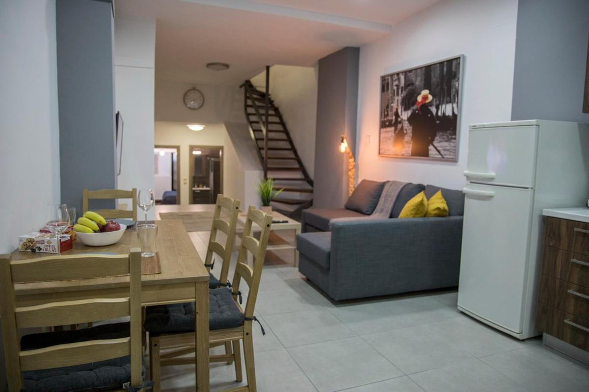 Billys House Appartement Tríkala Buitenkant foto