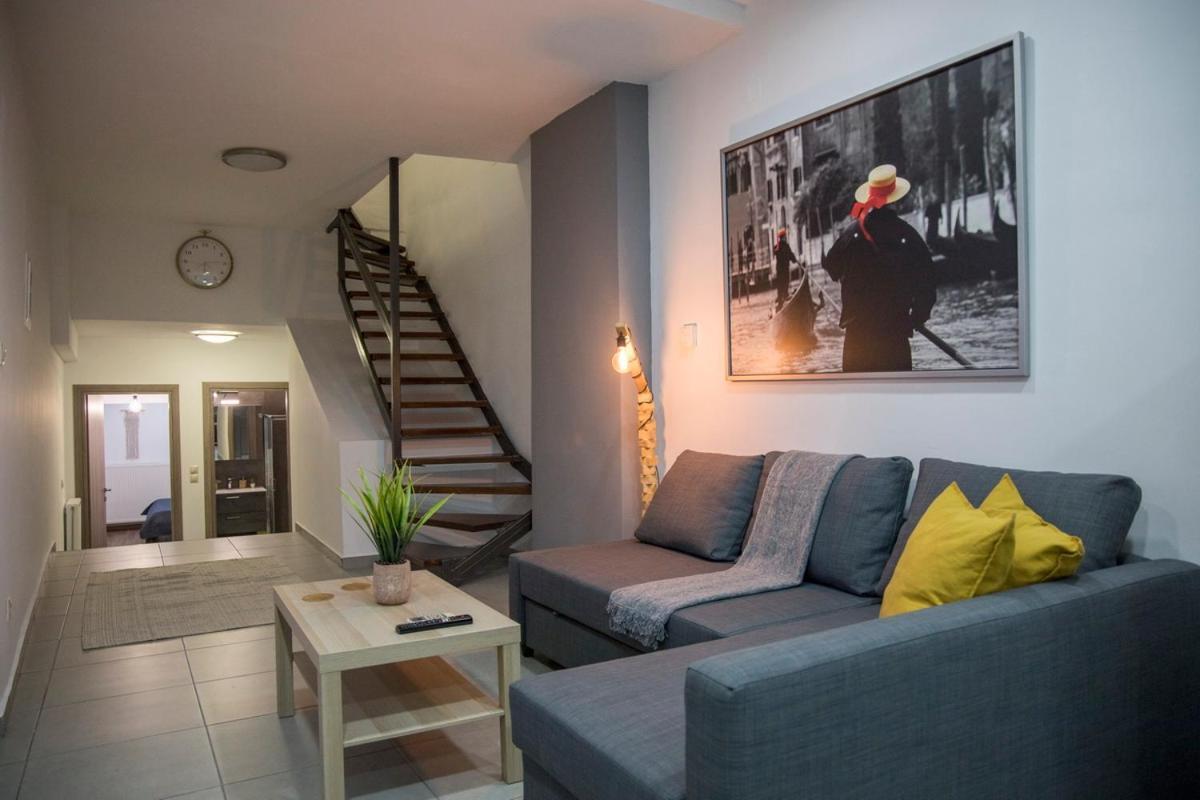 Billys House Appartement Tríkala Buitenkant foto